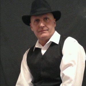 Meet your Posher, Mike